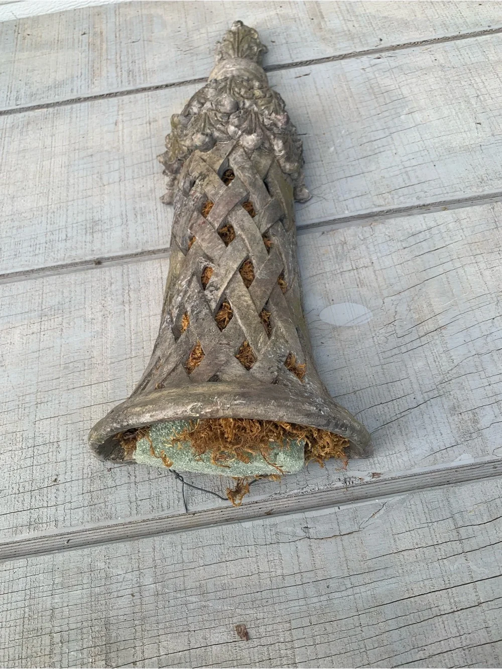 Vintage Wall Cornucopia Planter Horn Basket Resin Acanthus Floral 18”Wall Packet